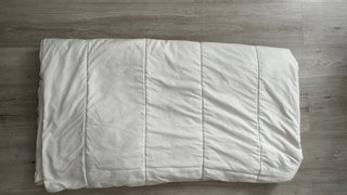 Edredón ligero IKEA SÄFFEROT 240x220 cm – 12 €