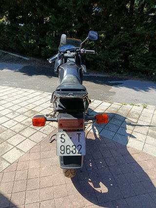 Kawasaki GPZ 400 Negra leer bien el anuncio