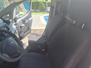 Furgoneta Nissan NV200