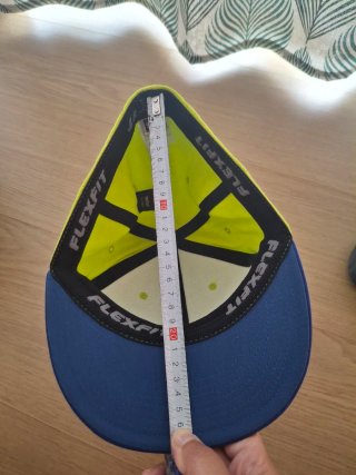 Lote 2 Gorras Quiksilver Niño y Vans Adulto