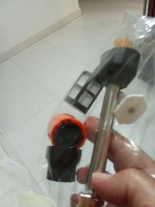 Pistola de agua a bateria
