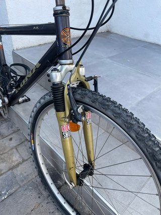 Bicicleta Kona AA Aluminio 26 BTT