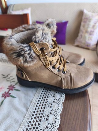 Botines cómodos forrados de pelo