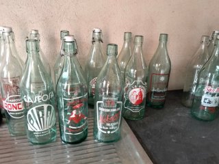 Bottiglie di Gassosa Vintage