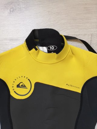 Traje de neopreno Quiksilver talla 10