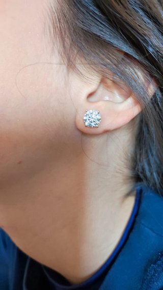 Pendientes diamante laboratorio 4.07CT