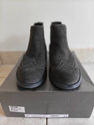 Stivali in camoscio grigio uomo Made in Italy
