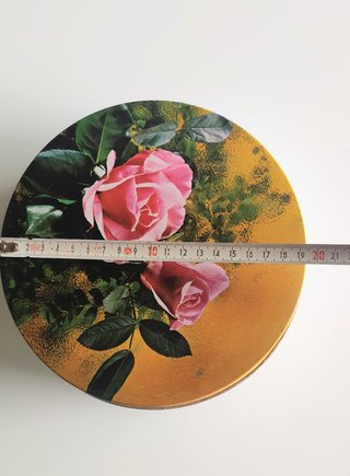 Caja Metálica Vintage Flores Rosas.