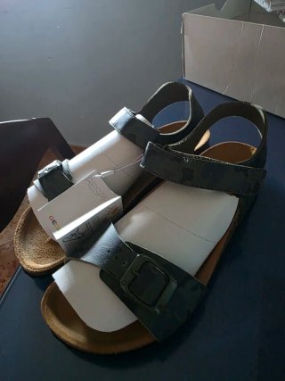 Sandalias Geox Verdes y Negras