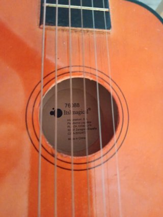 Guitarra Infantil Imaginarium  con Funda