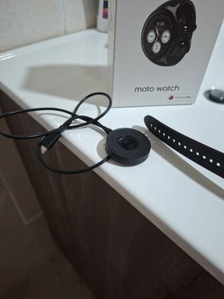 Reloj Motorola Moto Watch Negro