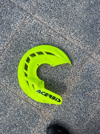 Protector disco delantero Acerbis