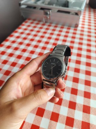 Reloj SKMEI Negro y Plateado