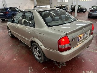 Mazda 323 2002