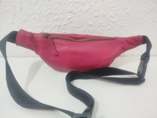 Riñonera Piel Rosa Pell Selecta Barcelona