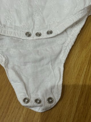 Pelele blanco 9 meses