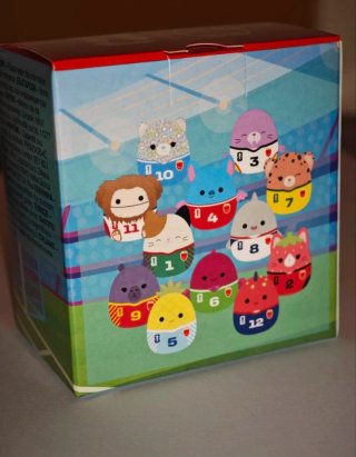 Sorpresa McDonald's Happy Meal - Squishmallow FIFA