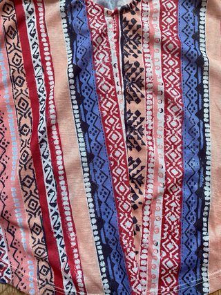 Camiseta tirantes Bershka rayas étnicas