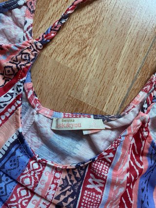 Camiseta tirantes Bershka rayas étnicas
