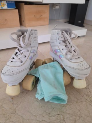 Patines 4 ruedas talla 32