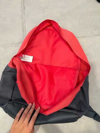 Mochila Adidas Roja y Gris