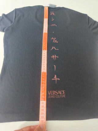 Camiseta Versace Jeans Couture Negra Jeroglíficos