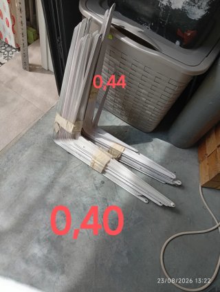 Escuadras metálicas