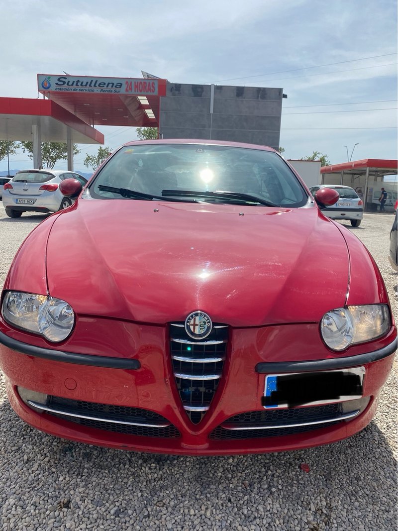 Alfa Romeo 147 2004 - foto 1