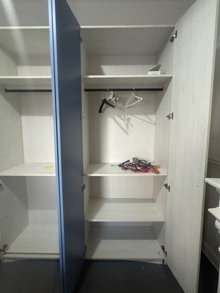 Armario juvenil 4 puertas
