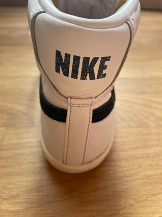 Zapatillas Nike Blazer Blancas y Negras