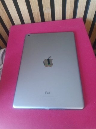 Apple iPad Negro