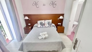 Mesitas madera maciza 2 cajones