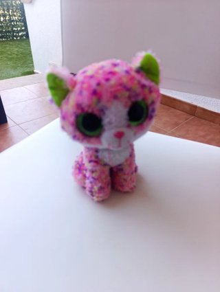 Peluche gatito rosa con lazo verde