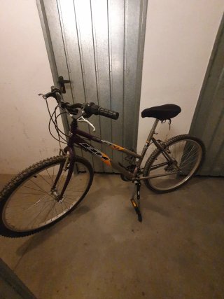 Bicicleta de Montaña BH Poco Uso.  En persona.