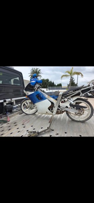 Yamaha TZR 80cc Azul y Blanca