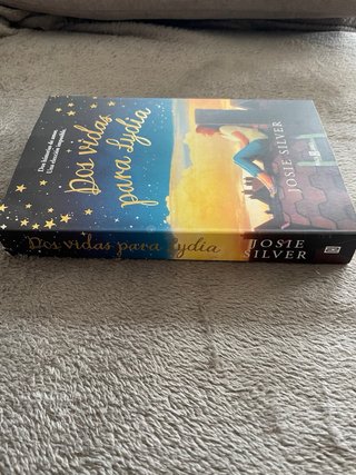 Libro Dos vidas para Lydia de Josie Silver