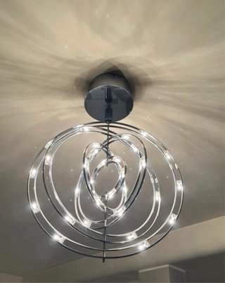Plafoniera LED 24 lampadine cerchi orientabili