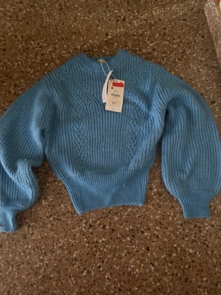 Jersey Bershka azul claro tejido
