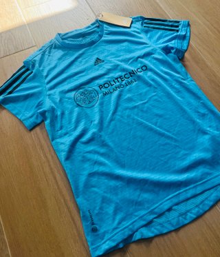 Camiseta técnica Adidas nueva