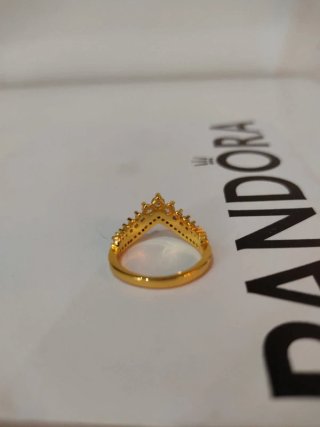 Anel Pandora Tiara Wish Dourado e Branco