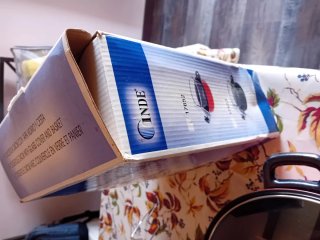 Casseruola con coperchio in vetro e cestino