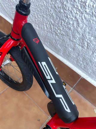 Bicicleta Infantil Roja TEAM 16