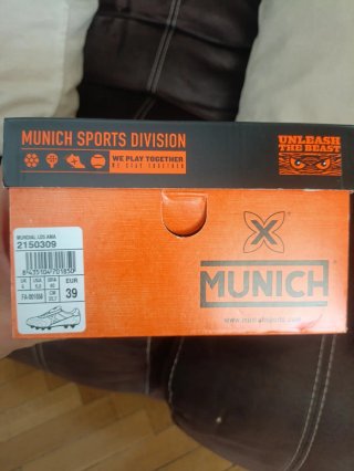 Zapatillas Munich Futbol Talla 39