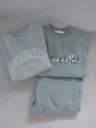Conjunto chándal y sudadera verde