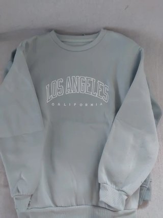 Conjunto chándal y sudadera verde