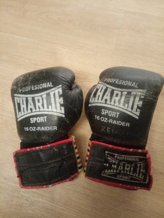 Guantes Boxeo Charlie Raider 16oz Profesionales