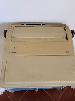 Máquina de escribir Canon ES 5