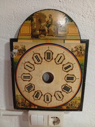 Esfera de reloj antigua pintada a mano