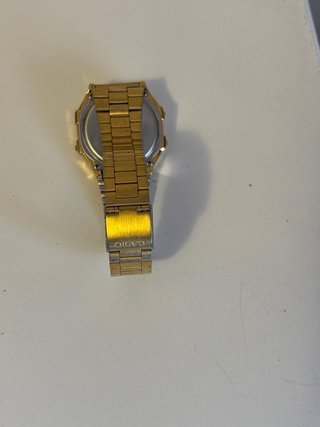 Reloj Casio Dorado Digital