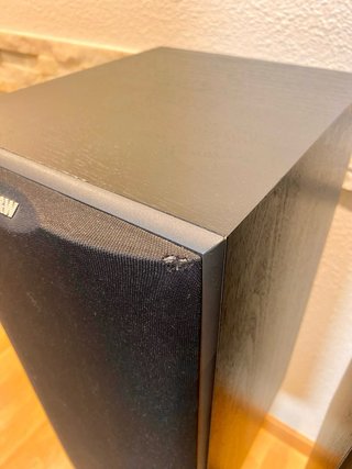Altavoces B&W DM602S2. Soportes aparte.